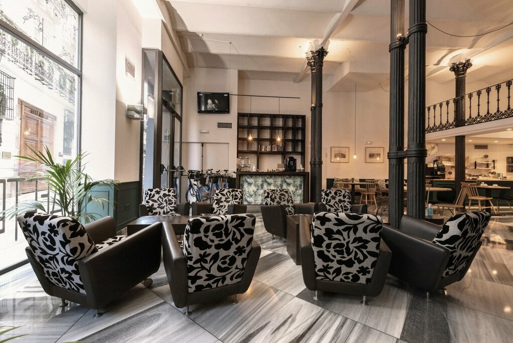 Hotel1102