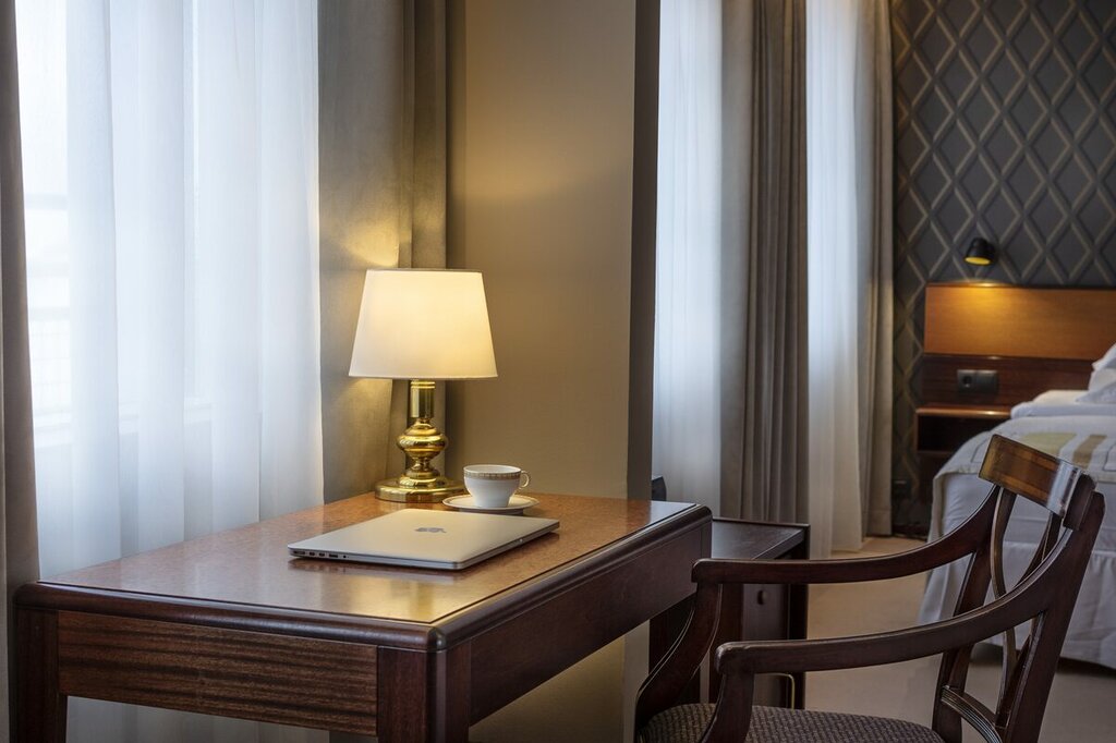 Hotel1213