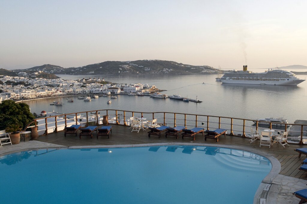 Hotel499