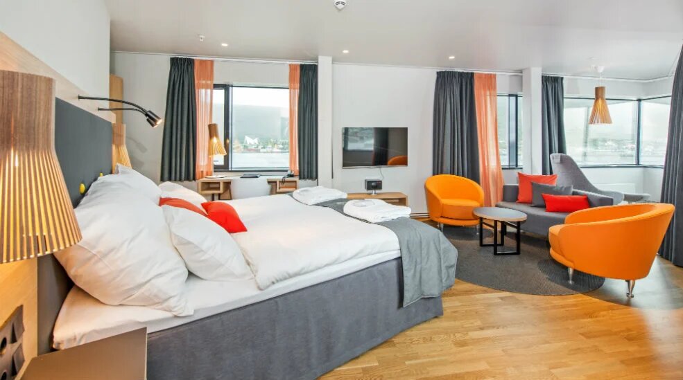 Hotel358