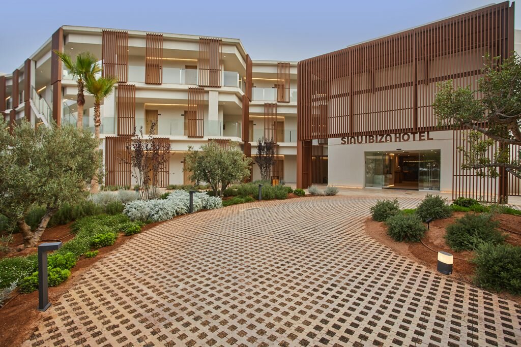 Hotel989