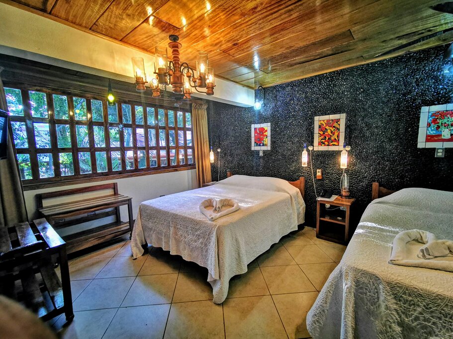 Hotel183