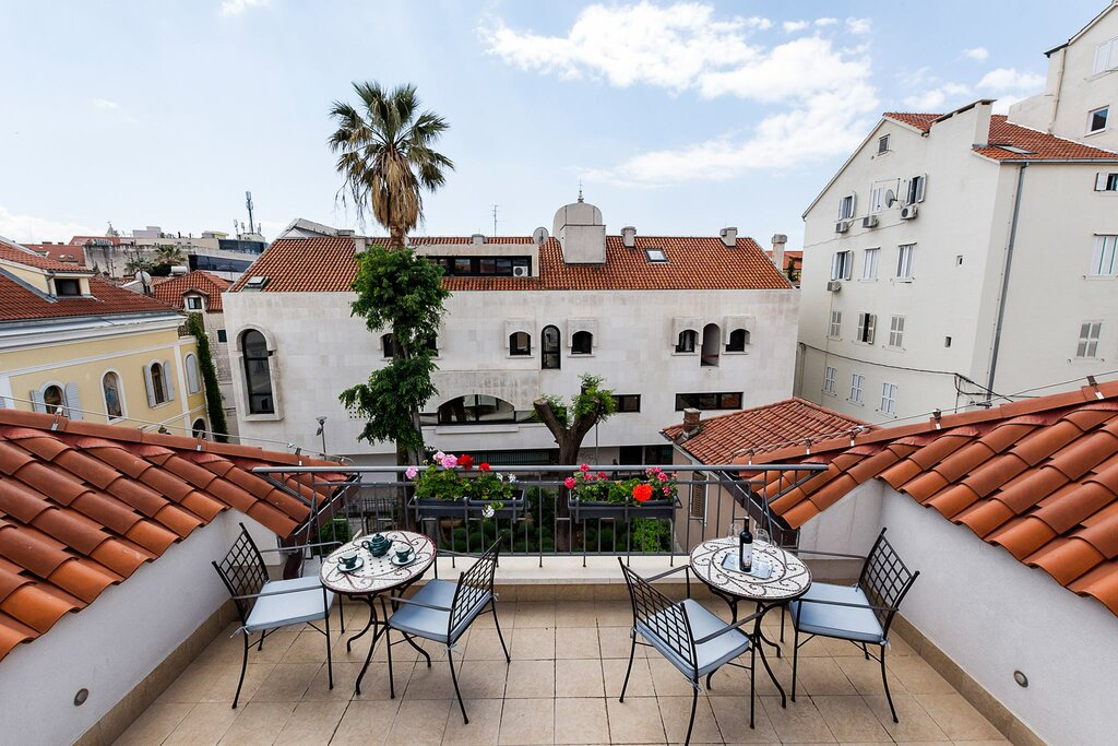Hotel1348