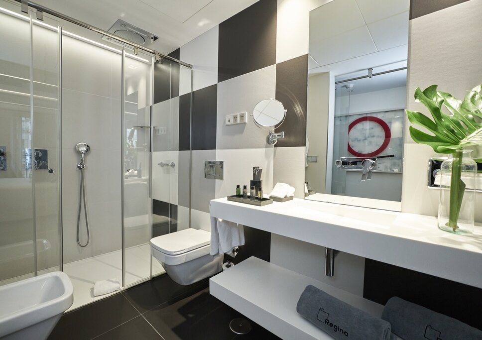 Hotel736