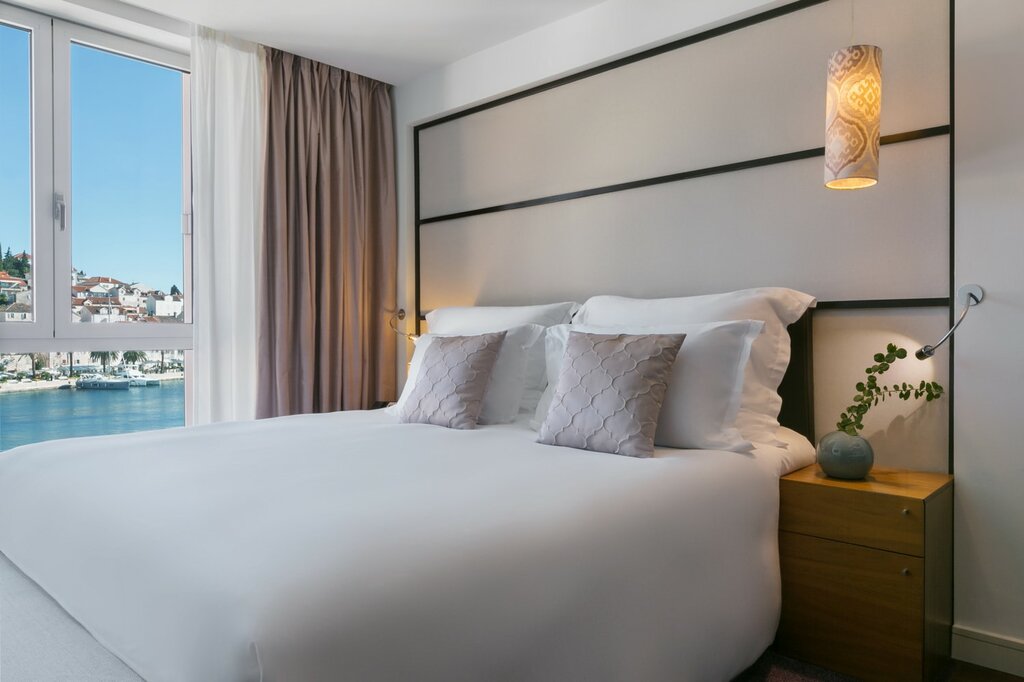 Hotel1327