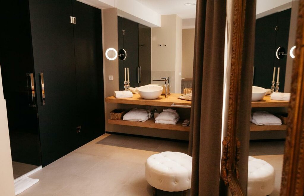 Hotel1008