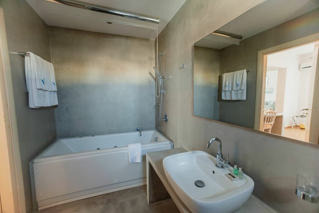 Hotel537
