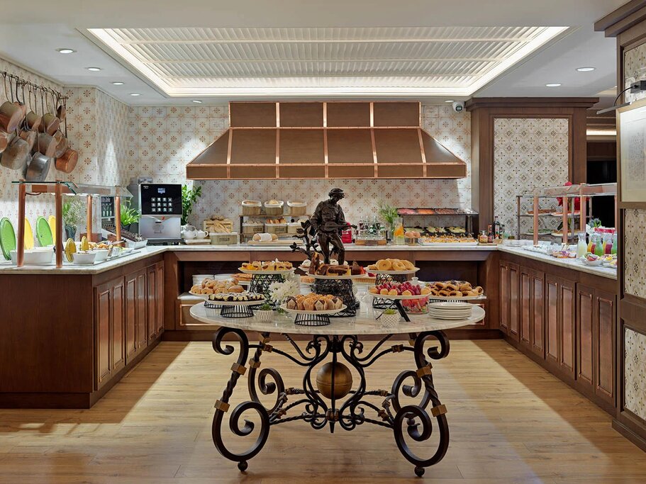 Hotel712