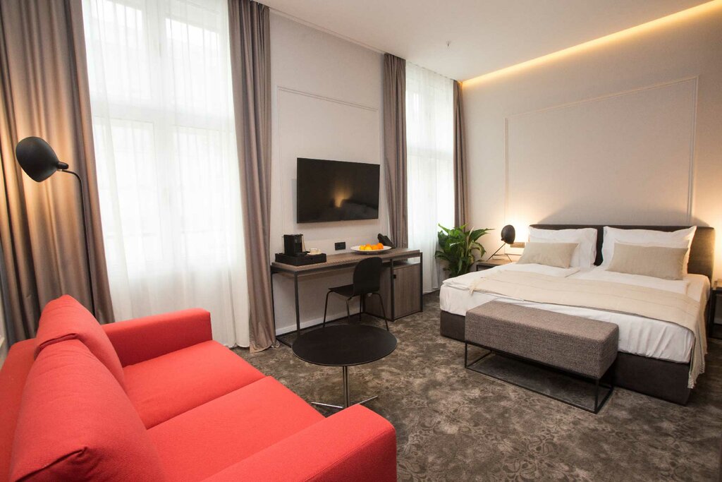Hotel1347