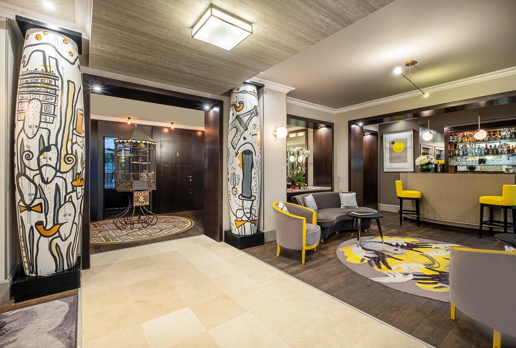 Hotel1300