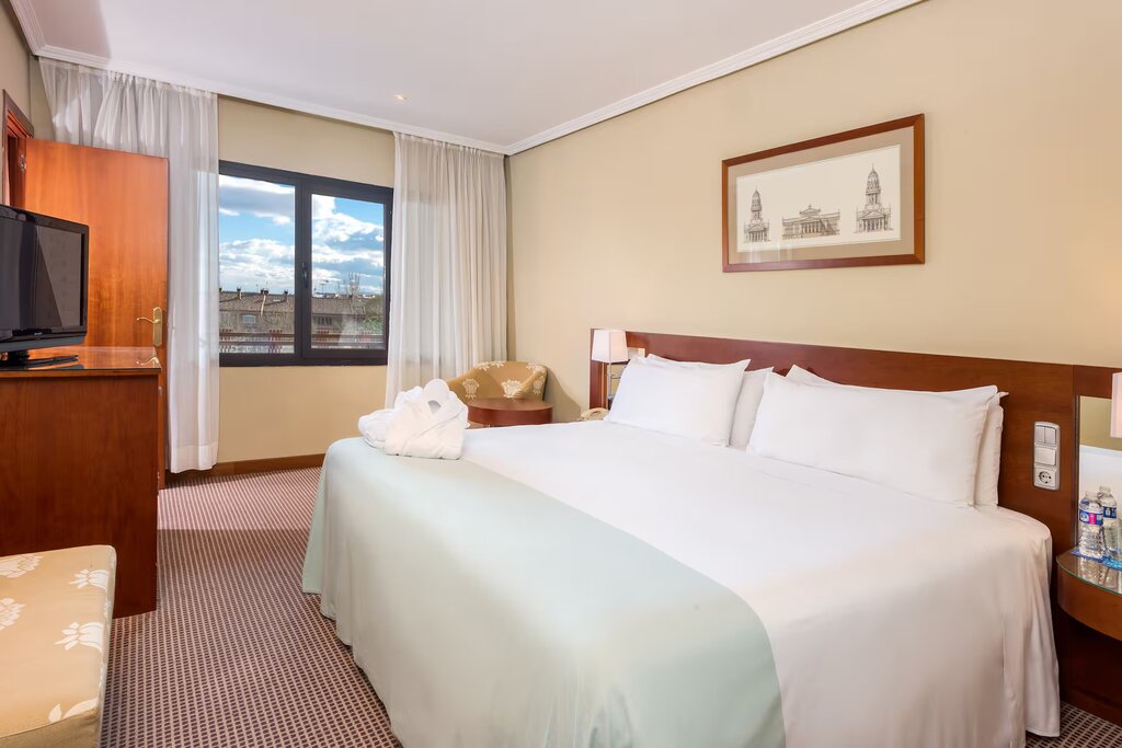 Hotel823