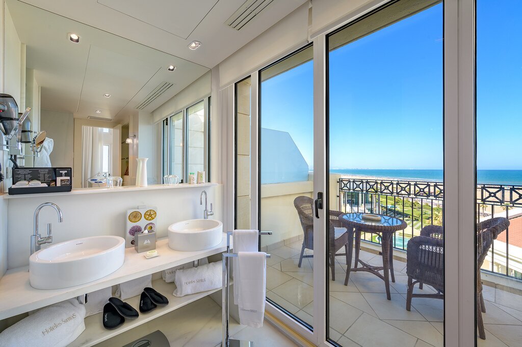 Hotel865