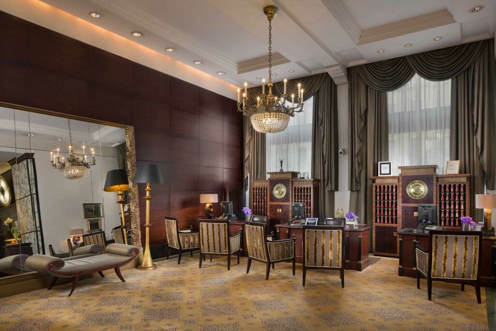 Hotel1332
