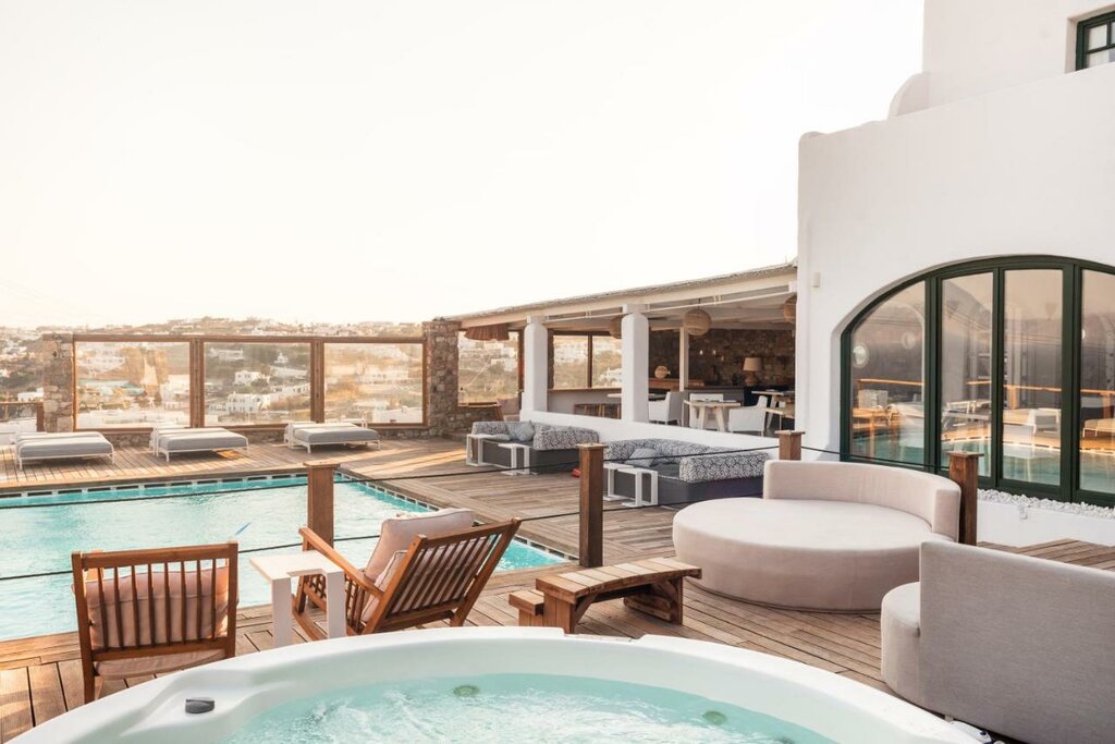 Hotel545