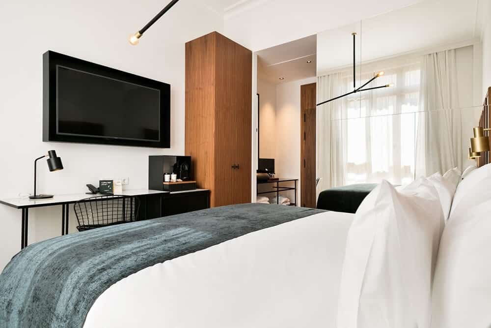 Hotel965