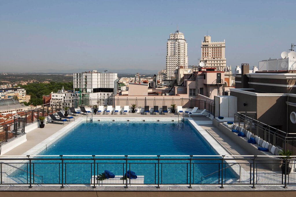 Hotel751