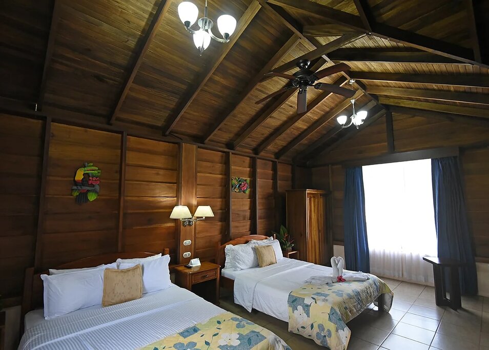 Hotel305