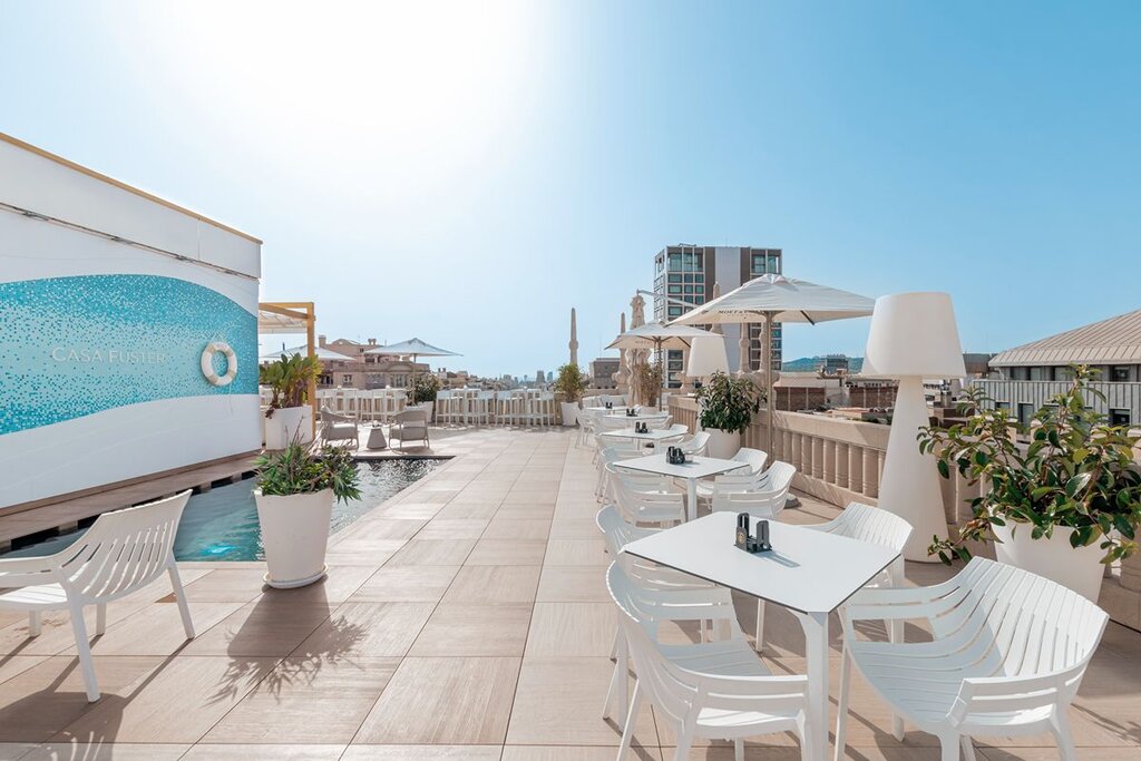 Hotel975
