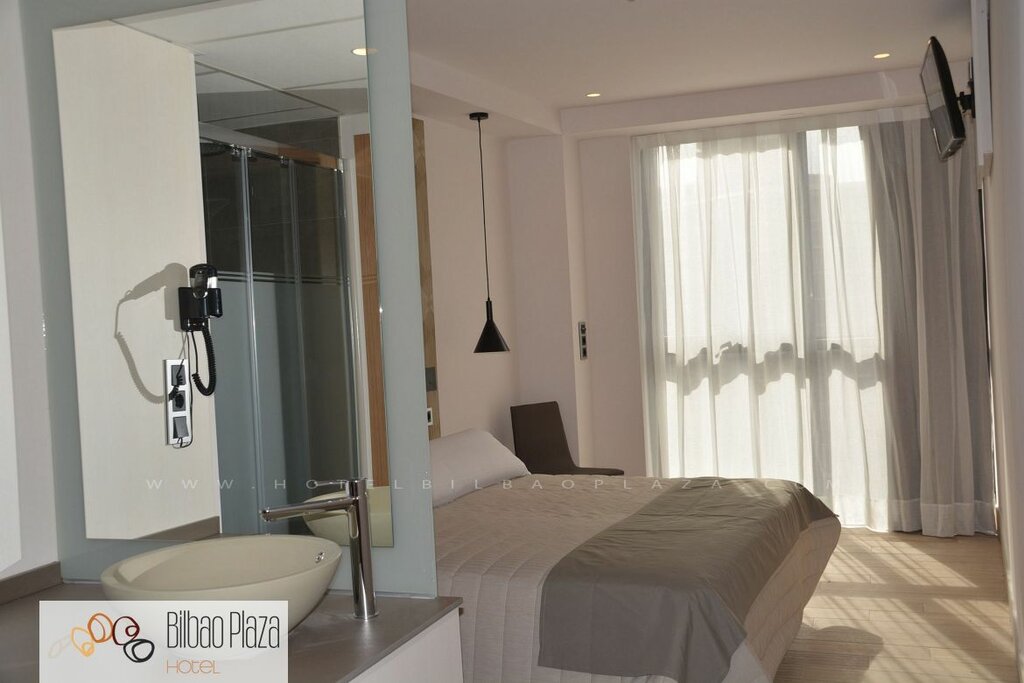 Hotel921