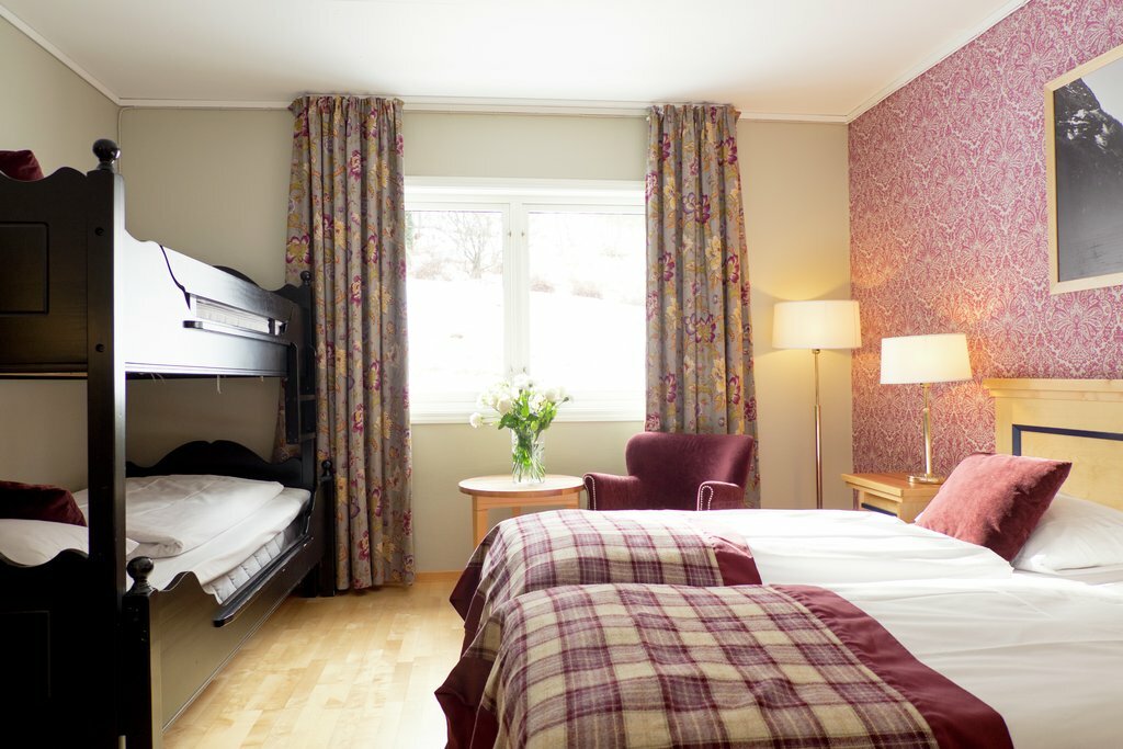 Hotel365