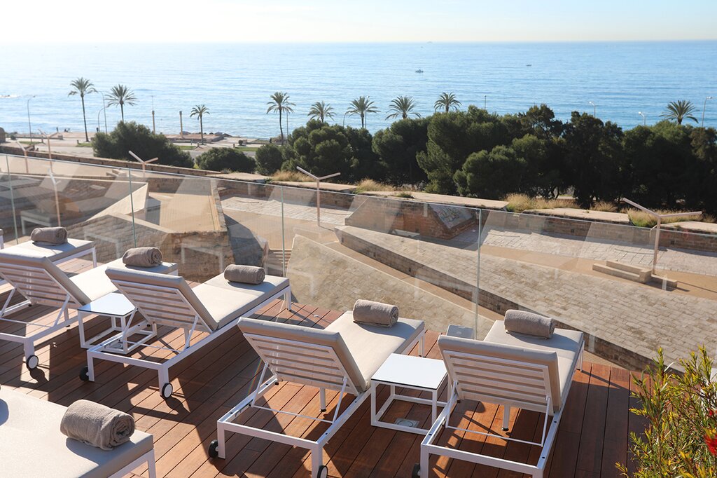 Hotel984