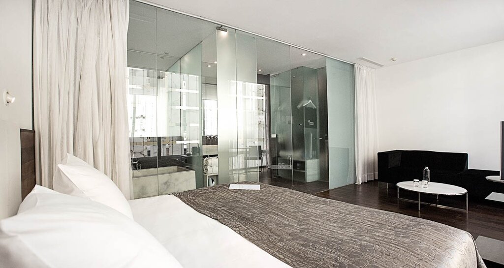 Hotel961