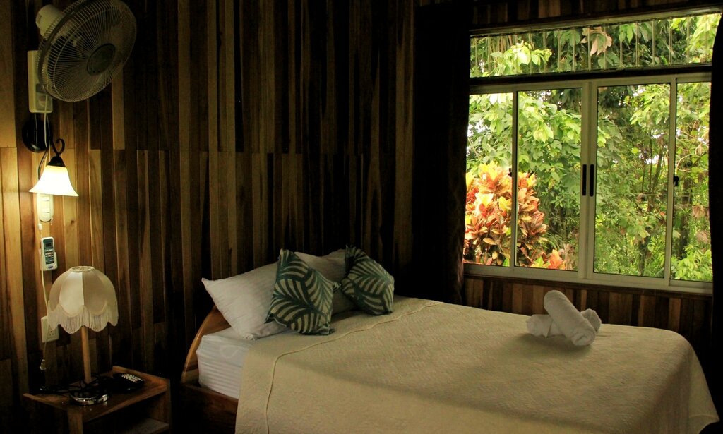 Hotel220