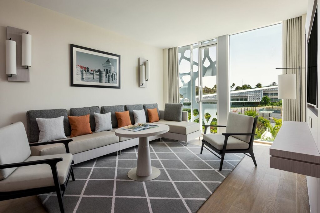 Hotel105