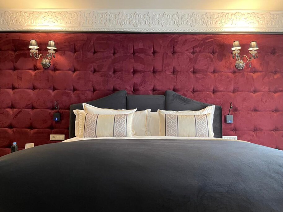 Hotel79