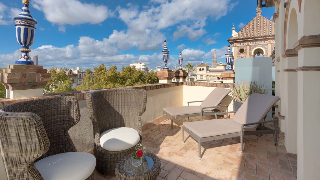 Hotel741