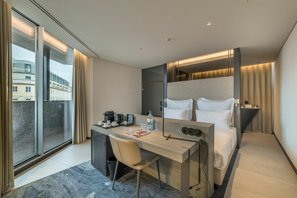 Hotel1138