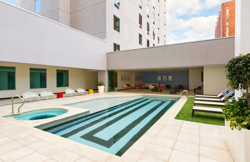 Hotel253