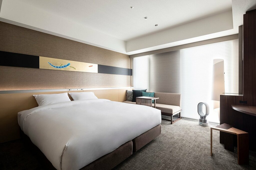Hotel111