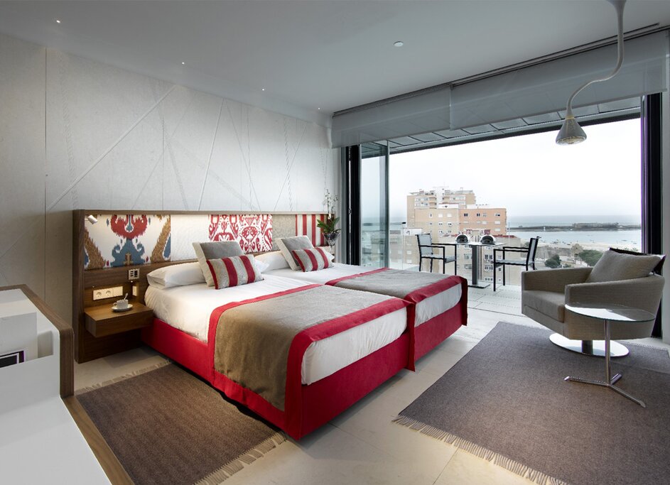 Hotel745