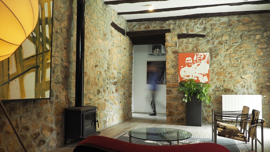 Hotel884