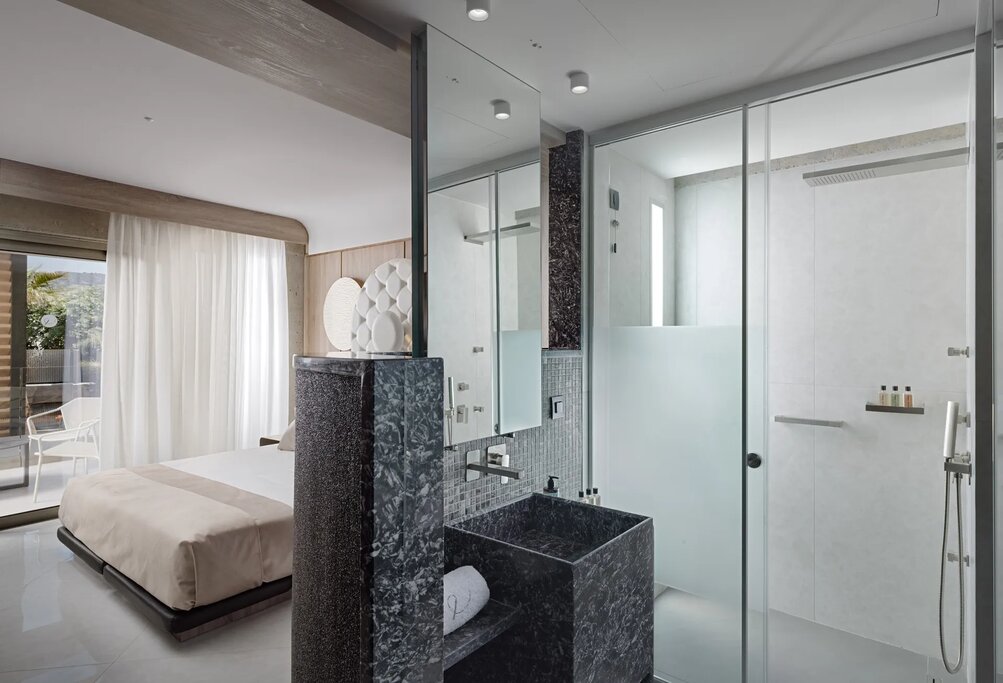 Hotel617
