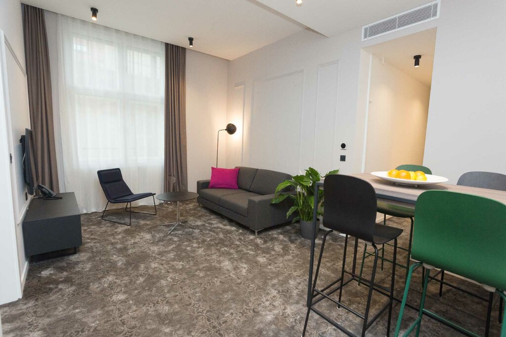 Hotel1347