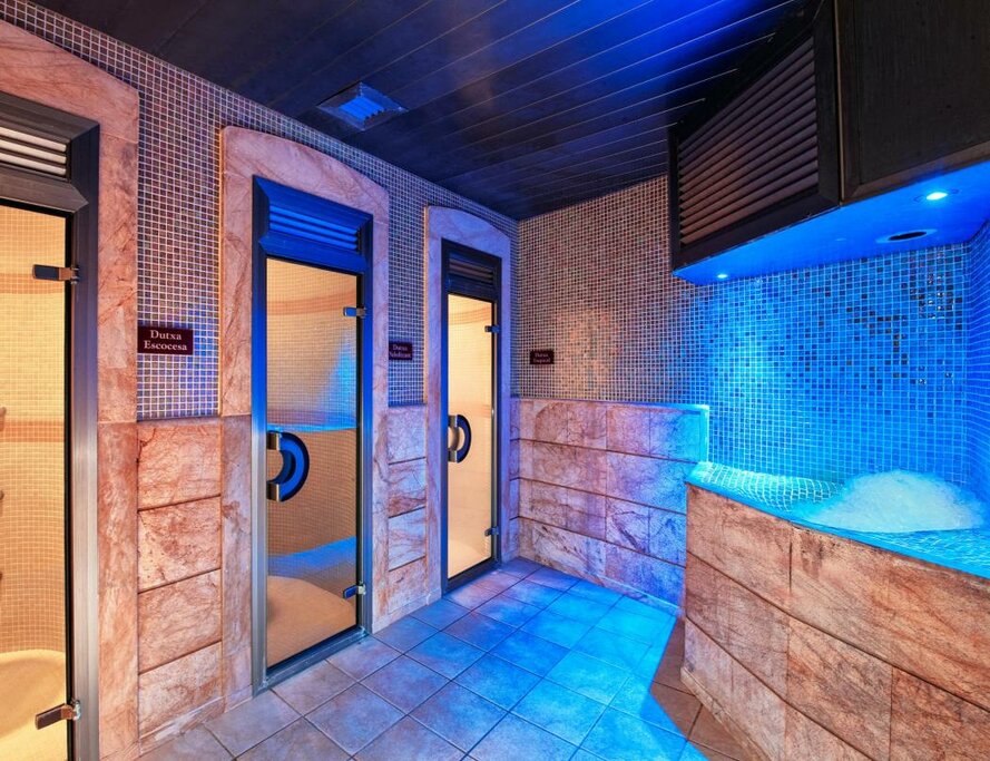 Hotel1001