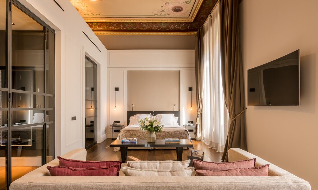 Hotel993