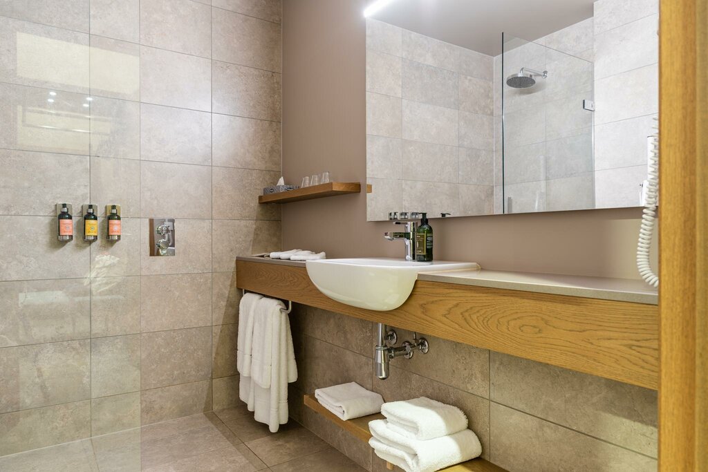 Hotel1195