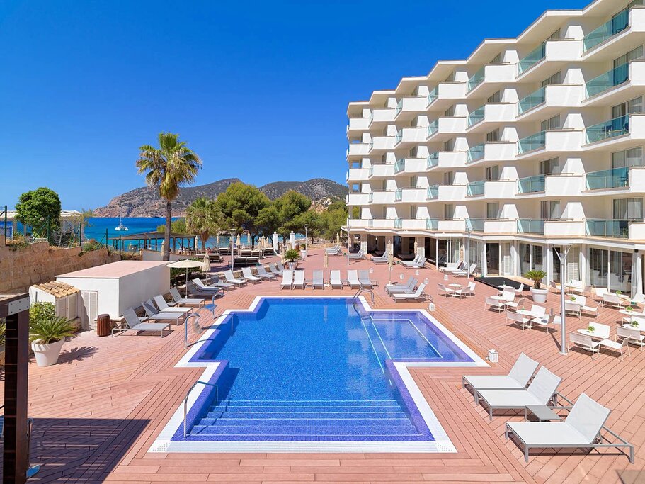 Hotel960
