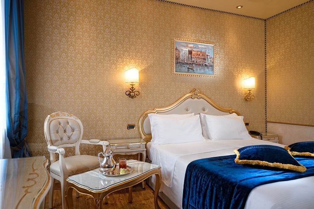 Hotel6