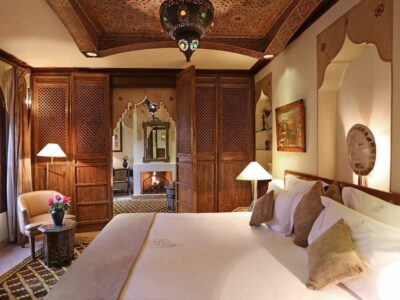 Hotel73