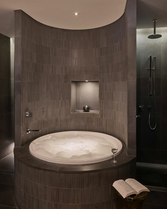Hotel1402