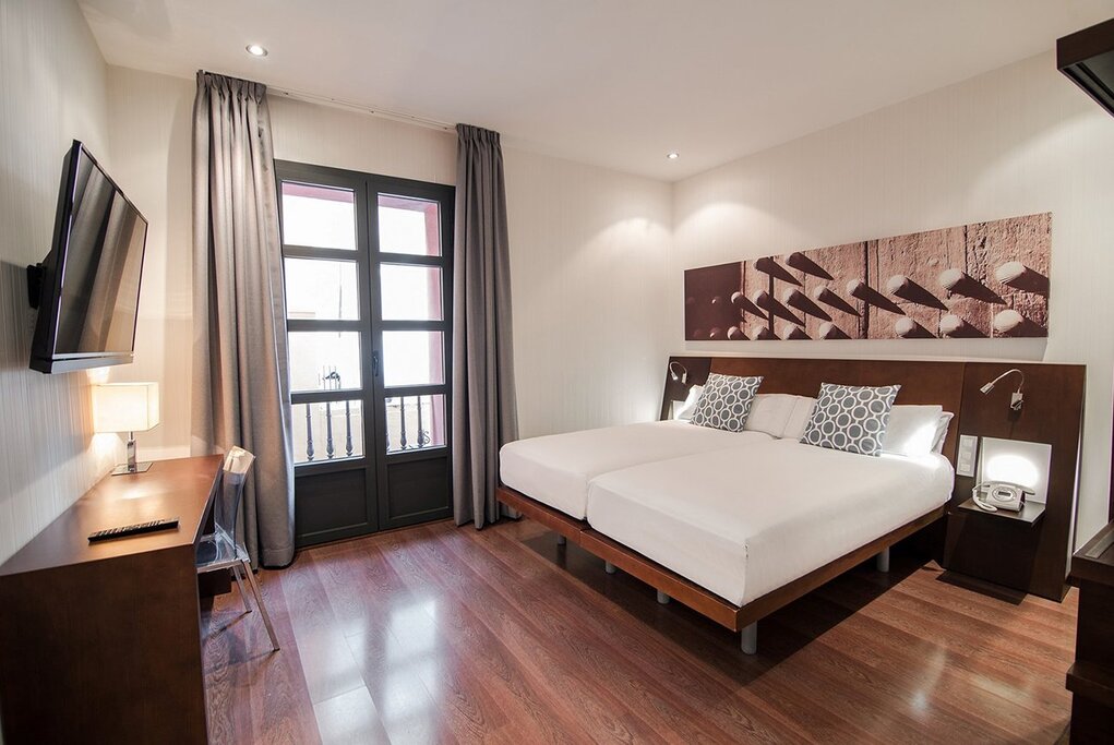 Hotel795