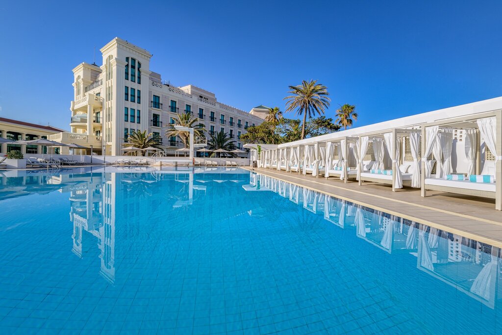 Hotel865