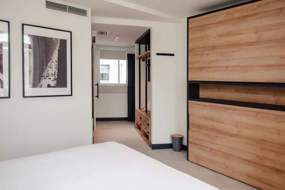 Hotel1111