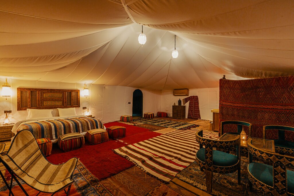 Hotel90
