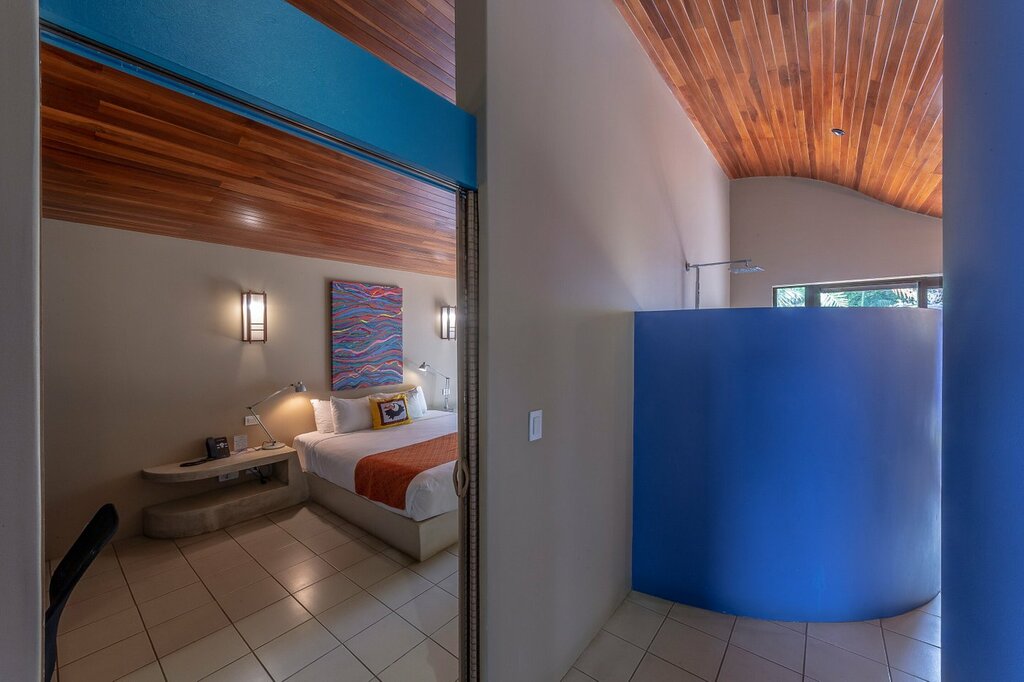Hotel270