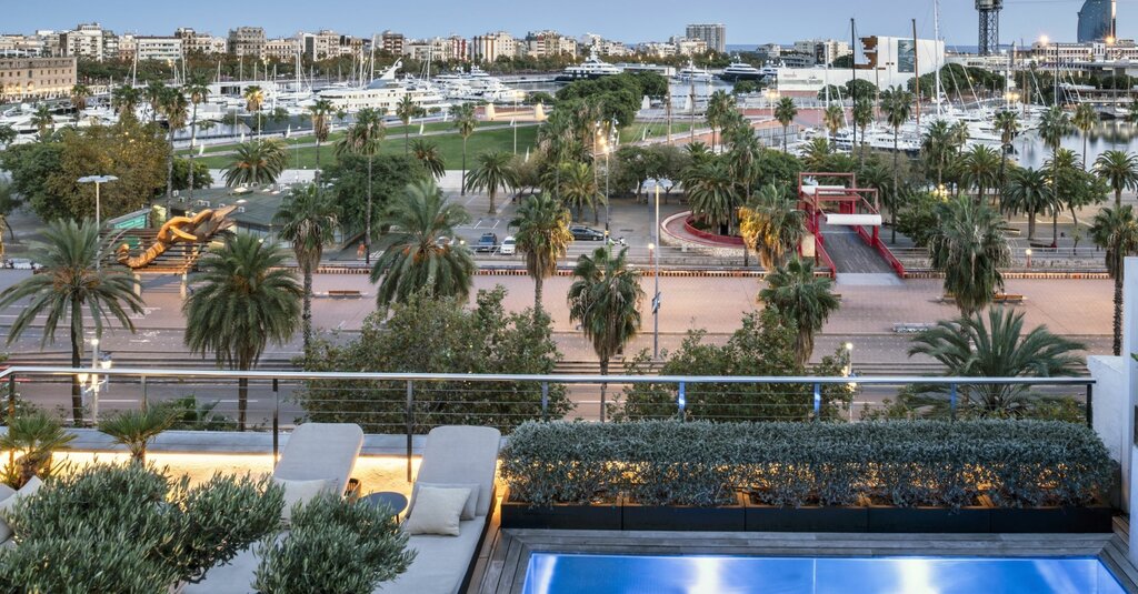 Hotel674